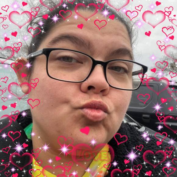 Meet your Posher, Ali - Picture 1 of 1